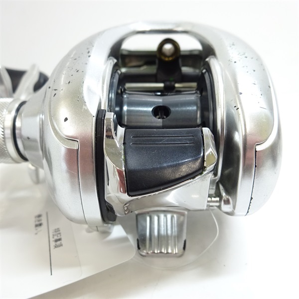 １６メタニウムＭＧＬＨＧ左